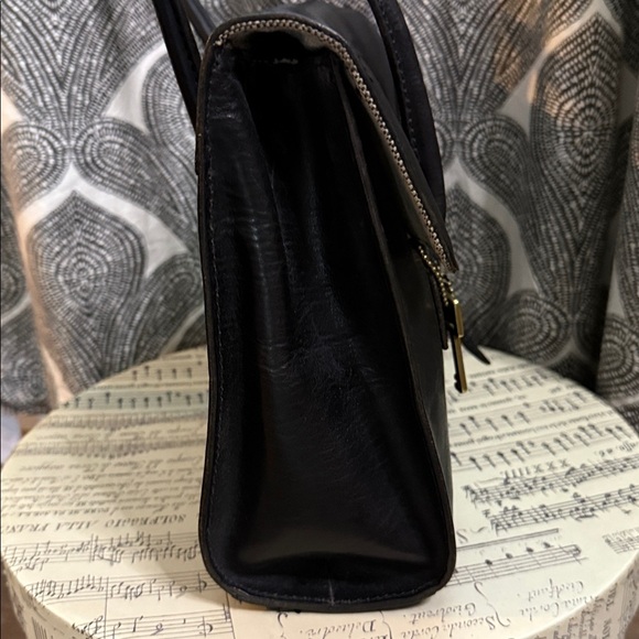 Fossil Black Leather Shoulder Bag/ Tote - Picture 3 of 13